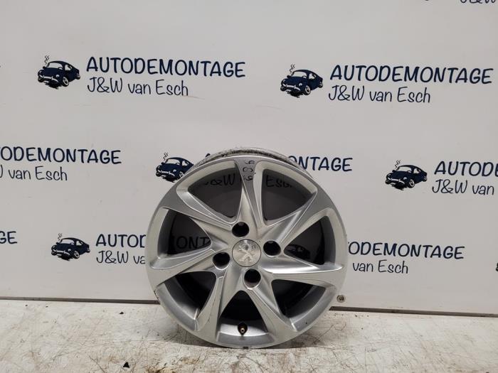 Używane Obrecz Peugeot 208 I (CA/CC/CK/CL) 1.4 HDi Cena € 78,65 Z VAT oferowane przez Autodemontage J&W van Esch