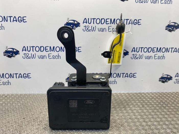 Usagé Bloc ABS Ford Puma 1.0 Ti-VCT EcoBoost Hybrid 12V Prix € 284,35 Prix TTC proposé par Autodemontage J&W van Esch