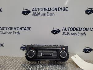 Usados Panel de control de calefacción Volkswagen Golf VI (5K1) 1.4 TSI 122 16V Precio € 42,35 IVA incluido ofrecido por Autodemontage J&W van Esch