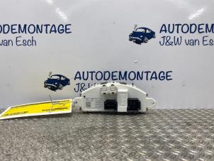 Usados Conector de resistencia de calefactor Audi A1 Sportback (GBA) 1.0 30 TFSI 12V Precio € 30,25 IVA incluido ofrecido por Autodemontage J&W van Esch