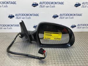 Used Wing mirror, right Audi A4 Avant (B8) 2.0 TDI 16V Price € 60,50 Inclusive VAT offered by Autodemontage J&W van Esch