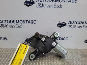 Usados Motor de limpiaparabrisas detrás Volkswagen Polo VI (AW1) 1.0 TSI 12V Precio € 36,30 IVA incluido ofrecido por Autodemontage J&W van Esch