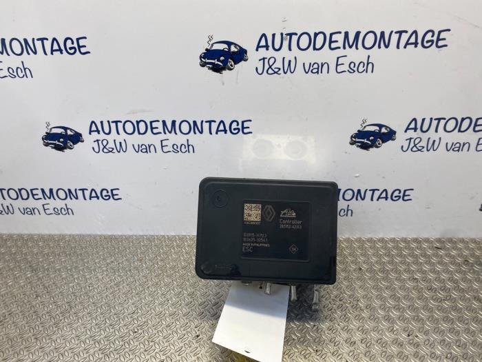Używane Pompa ABS Renault Talisman Estate (RFDK) 1.6 dCi 160 Twinturbo Cena € 121,00 Z VAT oferowane przez Autodemontage J&W van Esch
