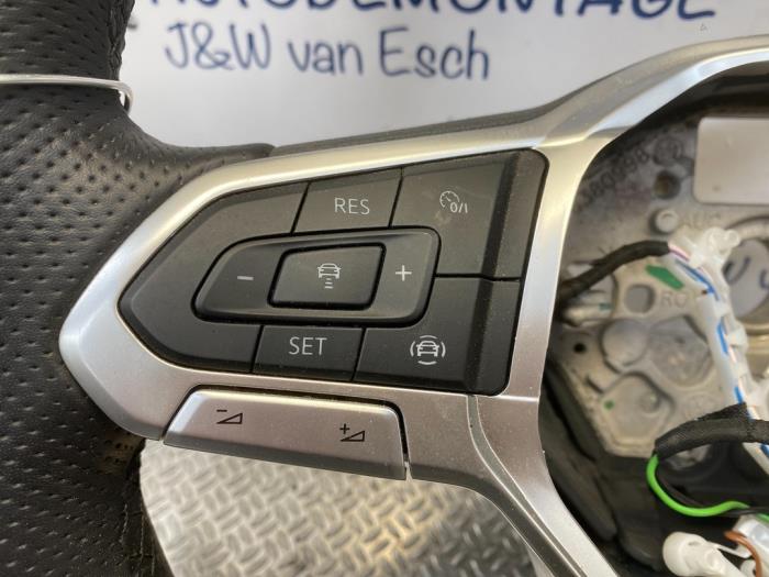 Ratt från en Volkswagen T-Cross 1.0 TSI 115 12V 2021