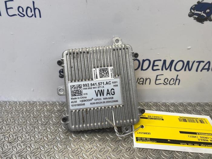 Begagnade Xenonmodul Volkswagen T-Cross 1.0 TSI 115 12V Pris € 181,50 Inklusive moms erbjuds av Autodemontage J&W van Esch