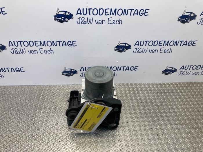 Used ABS pump Volkswagen Polo VI (AW1) 1.0 TSI 12V BlueMotion Price € 60,50 Inclusive VAT offered by Autodemontage J&W van Esch