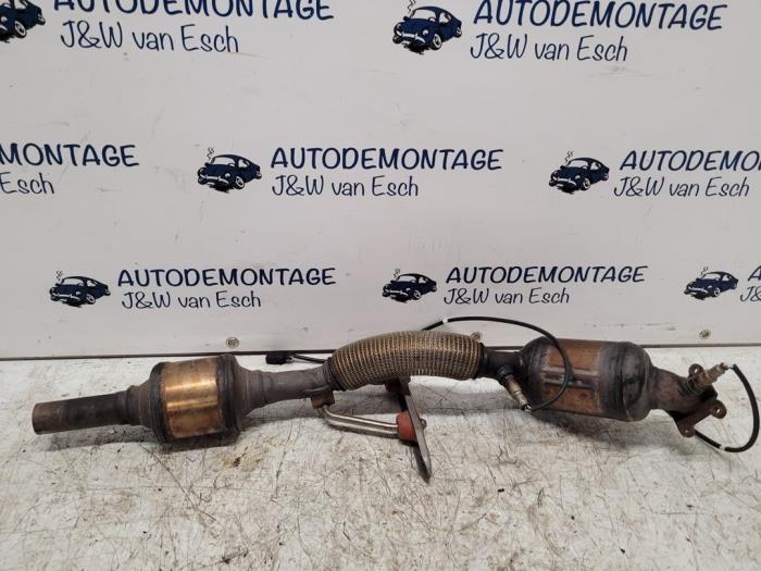 Catalytic converter from a Volkswagen Polo VI (AW1) 1.0 MPI 12V 2020