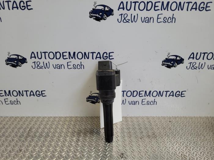 Usagé Broche bobine Volkswagen Polo VI (AW1) 1.0 MPI 12V Prix € 24,20 Prix TTC proposé par Autodemontage J&W van Esch
