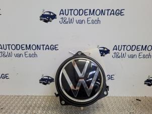 Used Tailgate lock mechanism Volkswagen Polo VI (AW1) 1.0 TSI 12V Price € 60,50 Inclusive VAT offered by Autodemontage J&W van Esch