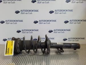 Used Fronts shock absorber, left Seat Arona (KJX) 1.0 TSI 12V Price € 145,20 Inclusive VAT offered by Autodemontage J&W van Esch