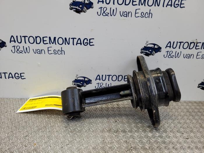 Used Engine mount Hyundai i10 1.2 CNG 16V Price € 36,30 Inclusive VAT offered by Autodemontage J&W van Esch