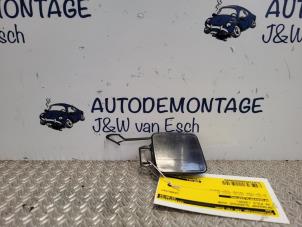 Używane Zaslepka zaczepu holowniczego przedniego Volkswagen Polo VI (AW1) 1.0 MPi 12V Cena € 18,15 Z VAT oferowane przez Autodemontage J&W van Esch