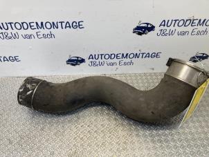 Used Turbo hose Mercedes B (W246,242) 1.6 B-180 BlueEFFICIENCY Turbo 16V Price € 42,35 Inclusive VAT offered by Autodemontage J&W van Esch