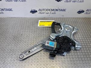 Used Rear door window mechanism 4-door, left Hyundai i10 1.2 CNG 16V Price € 60,50 Inclusive VAT offered by Autodemontage J&W van Esch