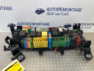 Used Fuse box Mercedes B (W246,242) 1.6 B-180 BlueEFFICIENCY Turbo 16V Price € 60,50 Inclusive VAT offered by Autodemontage J&W van Esch