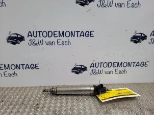 Usagé Injecteur (injection essence) Mercedes B (W246,242) 1.6 B-180 BlueEFFICIENCY Turbo 16V Prix € 30,25 Prix TTC proposé par Autodemontage J&W van Esch