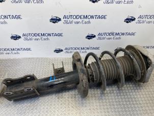 Used Fronts shock absorber, left Mercedes B (W246,242) 1.6 B-180 BlueEFFICIENCY Turbo 16V Price € 90,75 Inclusive VAT offered by Autodemontage J&W van Esch