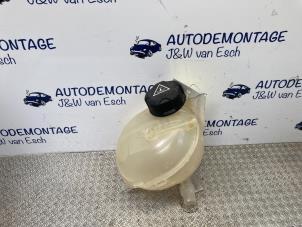 Usagé Réservoir d'expansion Opel Mokka 1.2 Turbo 12V Prix € 24,20 Prix TTC proposé par Autodemontage J&W van Esch