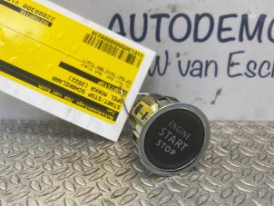 Usados Interruptores Start/Stop Opel Mokka 1.2 Turbo 12V Precio € 24,20 IVA incluido ofrecido por Autodemontage J&W van Esch
