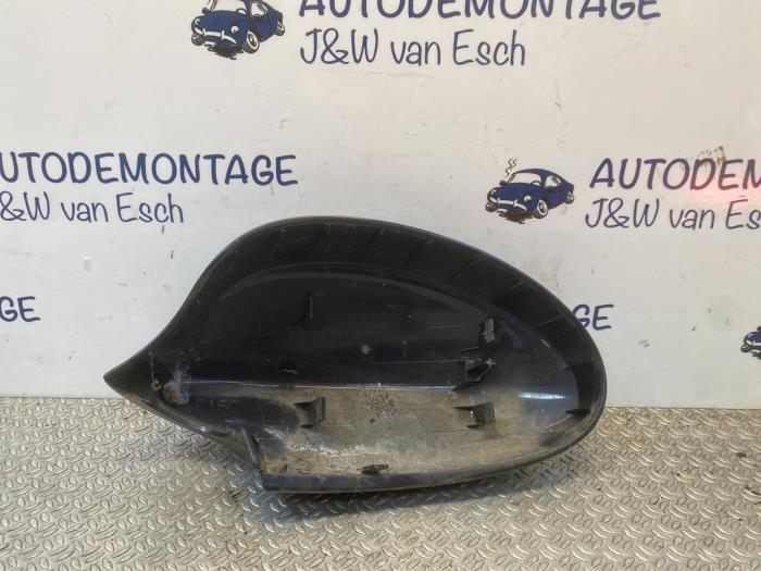 Mirror housing, right from a BMW 3 serie (E90) 318i 16V 2008