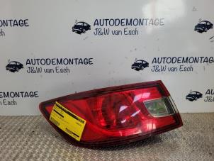 Used Taillight, left Renault Clio IV (5R) 1.5 Energy dCi 90 FAP Price € 36,30 Inclusive VAT offered by Autodemontage J&W van Esch