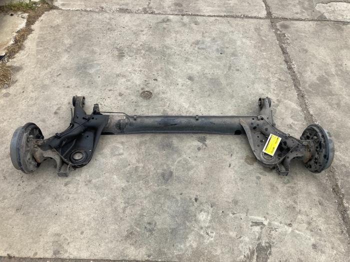 Rear-wheel drive axle from a Volkswagen Up! (121) 1.0 12V 75 2019
