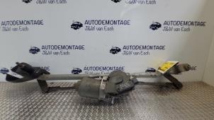 Usagé Moteur + mécanique essuie-glace Suzuki Swift (ZA/ZC/ZD) 1.2 16V Prix € 60,50 Prix TTC proposé par Autodemontage J&W van Esch