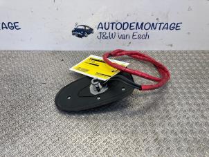 Used GPS antenna Toyota Yaris III (P13) 1.5 16V Dual VVT-iE Price € 42,35 Inclusive VAT offered by Autodemontage J&W van Esch