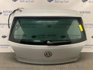 Usados Portón trasero Volkswagen Polo V (6R) 1.2 12V BlueMotion Technology Precio € 121,00 IVA incluido ofrecido por Autodemontage J&W van Esch