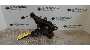 Used Front wheel hub Ford Fiesta 6 (JA8) 1.25 16V Price € 36,30 Inclusive VAT offered by Autodemontage J&W van Esch