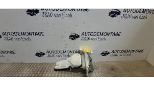 Używane Mechanizm zamka tylnej klapy Opel Agila (B) 1.0 12V Cena € 24,20 Z VAT oferowane przez Autodemontage J&W van Esch