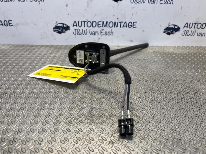 Antena GPS z Ford Fiesta 7 1.0 EcoBoost 12V 100 2020