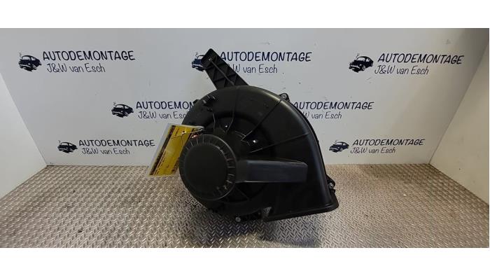 Używane Element grzewczy Audi A1 Sportback (8XA/8XF) 1.2 TFSI Cena € 42,35 Z VAT oferowane przez Autodemontage J&W van Esch
