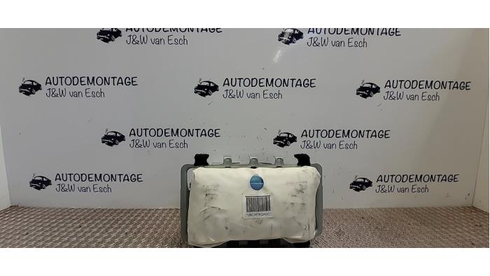 Right airbag (dashboard) from a Mitsubishi Space Star (A0) 1.0 12V BiFuel 2015