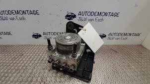 Used ABS pump Volkswagen Golf VIII (CD1) 1.0 TSI 12V Price € 121,00 Inclusive VAT offered by Autodemontage J&W van Esch