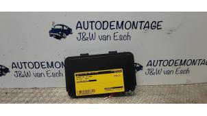 Used Draadloze oplader Volkswagen Golf VIII (CD1) 1.0 TSI 12V Price € 78,65 Inclusive VAT offered by Autodemontage J&W van Esch