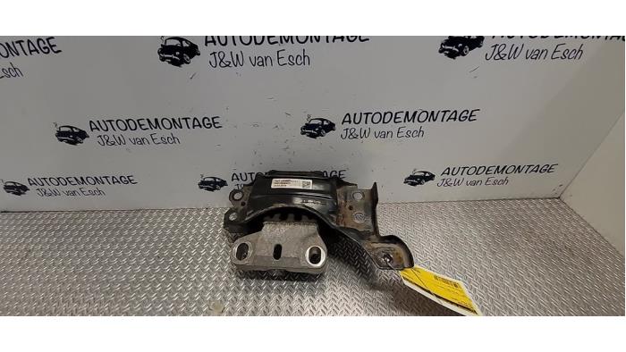 Begagnade Motorfäste Volkswagen Polo VI (AW1) 1.0 12V BlueMotion Technology Pris € 42,35 Inklusive moms erbjuds av Autodemontage J&W van Esch