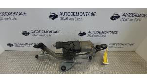 Usagé Moteur + mécanisme d'essuie glace Renault Twingo II (CN) 1.2 Prix € 30,25 Prix TTC proposé par Autodemontage J&W van Esch