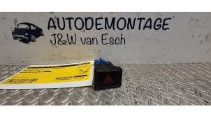Gebrauchte Panikbeleuchtung Schalter Volkswagen Polo VI (AW1) 1.0 TSI 12V Preis € 12,10 Mit Mehrwertsteuer angeboten von Autodemontage J&W van Esch