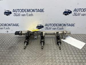 Used Fuel distributor Volkswagen Polo VI (AW1) 1.0 TSI 12V Price € 90,75 Inclusive VAT offered by Autodemontage J&W van Esch