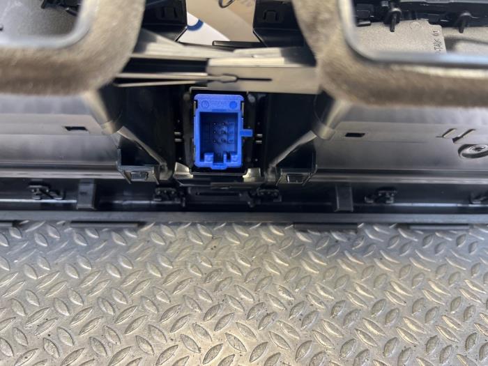 Grille aération tableau de bord d'un Seat Arona (KJX) 1.6 TDI 95 2019