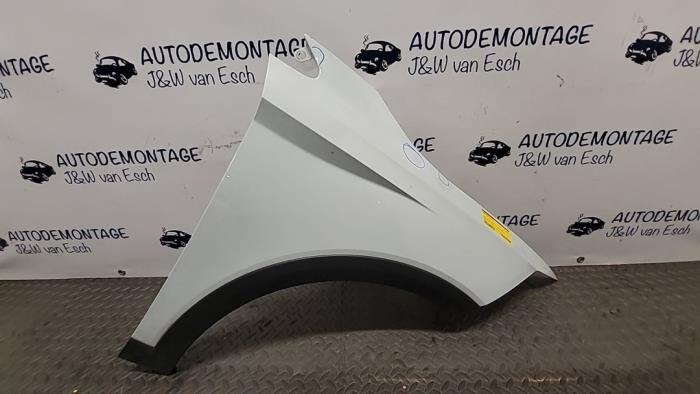 Front wing, right from a Seat Arona (KJX) 1.6 TDI 95 2019