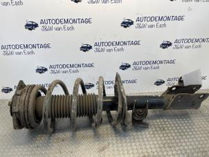 Used Front shock absorber, right Nissan Qashqai (J10) 1.5 dCi Price € 48,40 Inclusive VAT offered by Autodemontage J&W van Esch