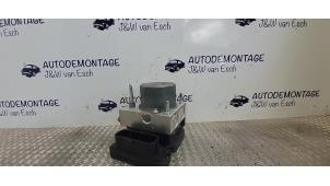 Used ABS pump Renault Twingo III (AH) 0.9 Energy TCE 90 12V Price € 78,65 Inclusive VAT offered by Autodemontage J&W van Esch