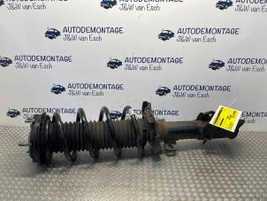 Used Front shock absorber, right Ford Fiesta 7 1.0 EcoBoost 12V 100 Price € 60,50 Inclusive VAT offered by Autodemontage J&W van Esch