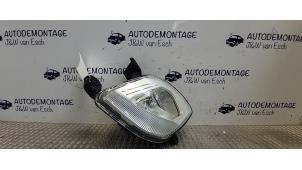 Used Fog light, front right Ford Fiesta 7 1.0 EcoBoost 12V 100 Price € 36,30 Inclusive VAT offered by Autodemontage J&W van Esch
