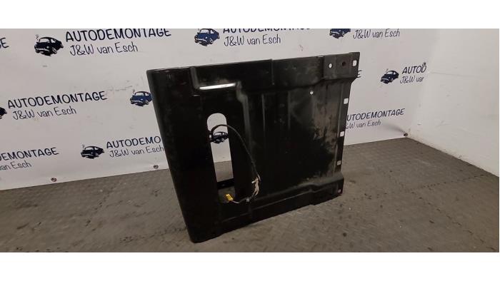 Storage box under front seat, left from a Mercedes-Benz Vito (447.6) 2.2 114 CDI 16V 2017