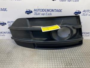 Used Bumper grille Audi Q5 (8RB) 3.0 TDI V6 24V Quattro Price € 30,25 Inclusive VAT offered by Autodemontage J&W van Esch