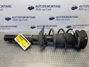 Used Fronts shock absorber, left Seat Arona (KJX) 1.0 TSI 12V Price € 151,25 Inclusive VAT offered by Autodemontage J&W van Esch