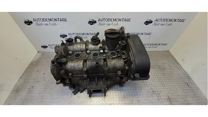 Begagnade Topplock Volkswagen Up! (121) 1.0 12V 60 Pris € 151,25 Inklusive moms erbjuds av Autodemontage J&W van Esch